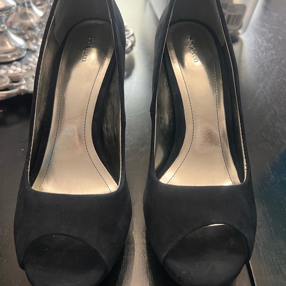 Style & Co. Black Peep Toe Heels